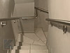 Edelstahl Treppenhandläufe für Kellerabgang - beidseitig an der Wand montiert